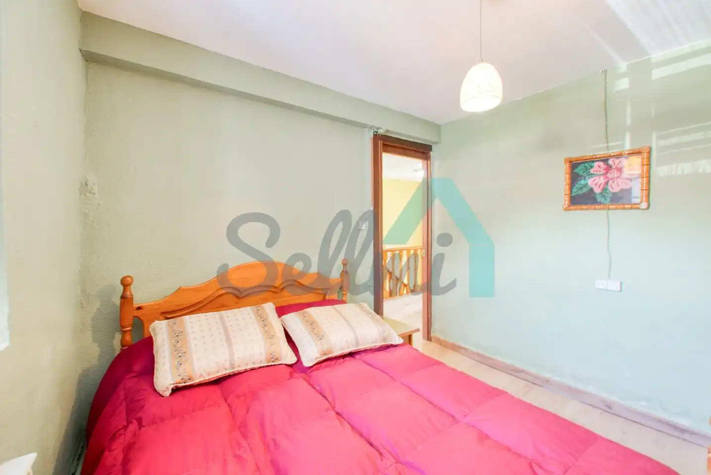Habitación de Casa adosada en venta en Llanes con Calefacción, Parquet y Terraza
