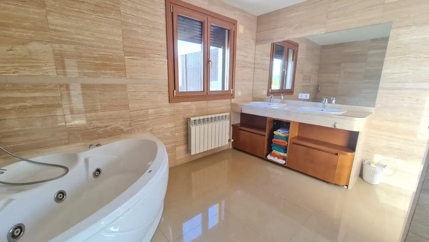 Bathroom of Houses for sale in Calvià  with Heating, Private garden and Terrace