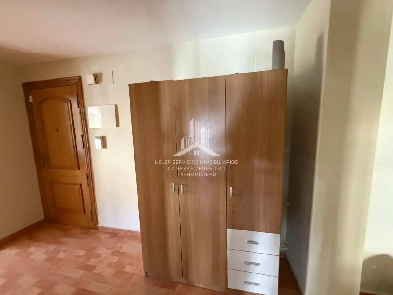 Dormitori de Apartament en venda en Vila-real amb Parquet, Terrassa i Traster