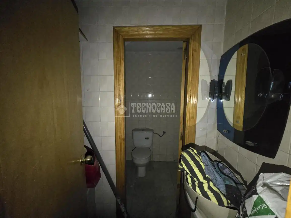 Baño de Local en venta en Leganés