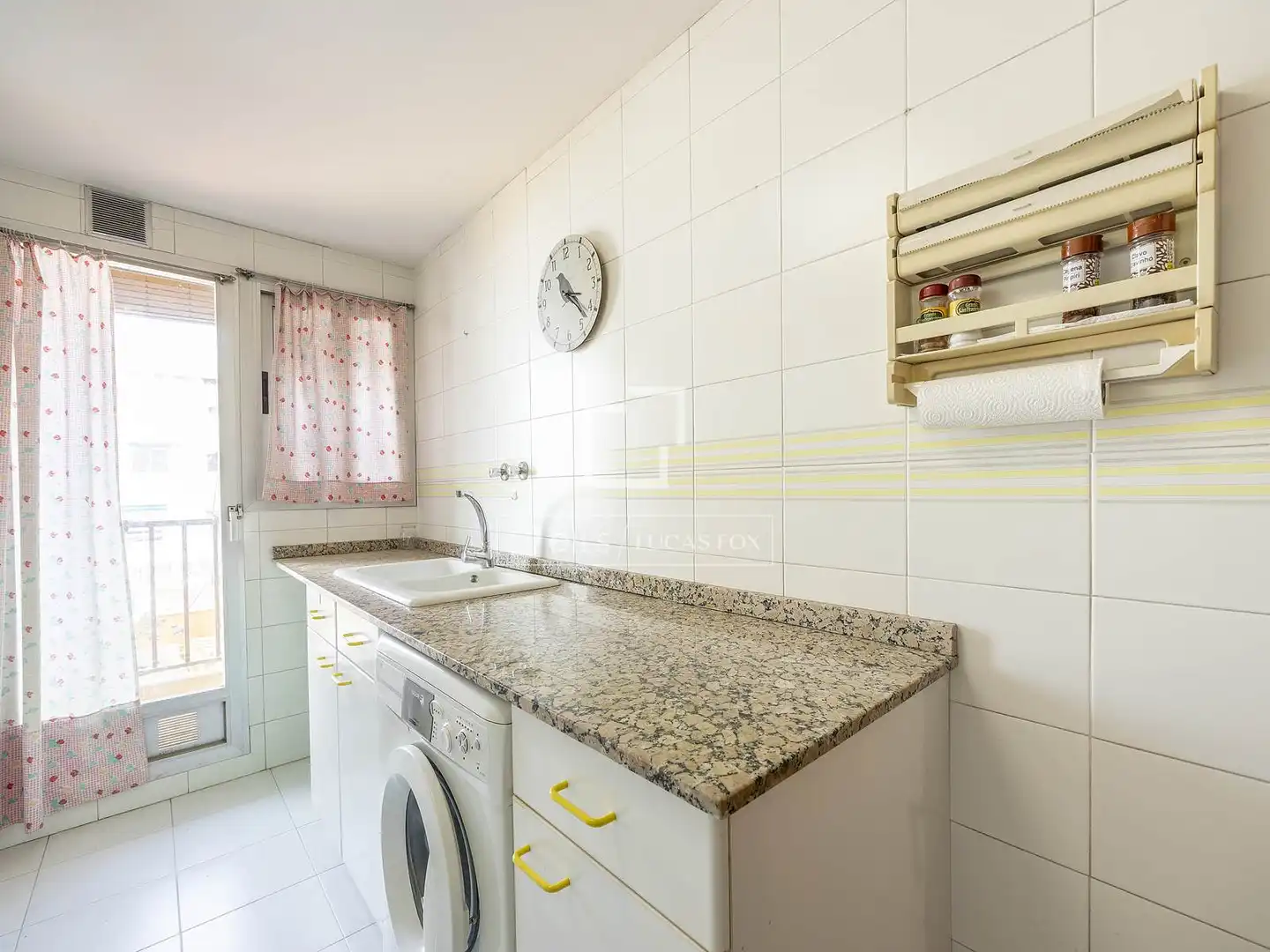 Küche von Wohnung zum Verkauf in Valencia mit Klimaanlage, Möbliert und Balkon