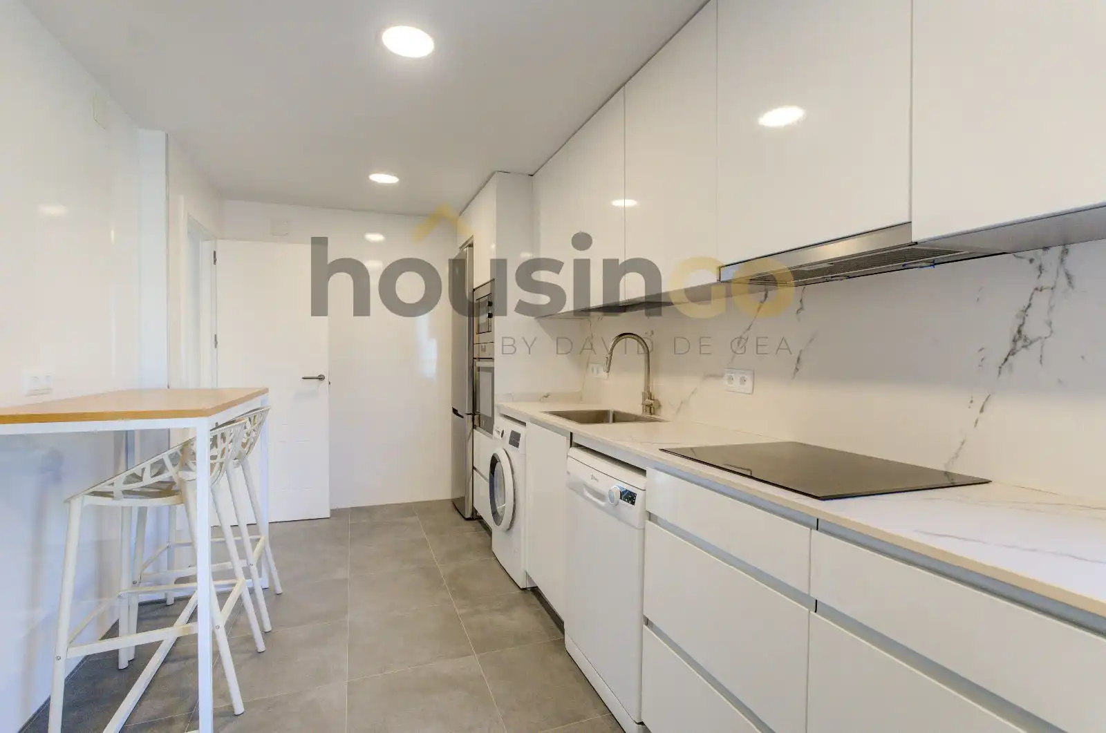 Kitchen of Flat for rent in Madrid  with Air Conditioner, Parquet flooring and Terrace