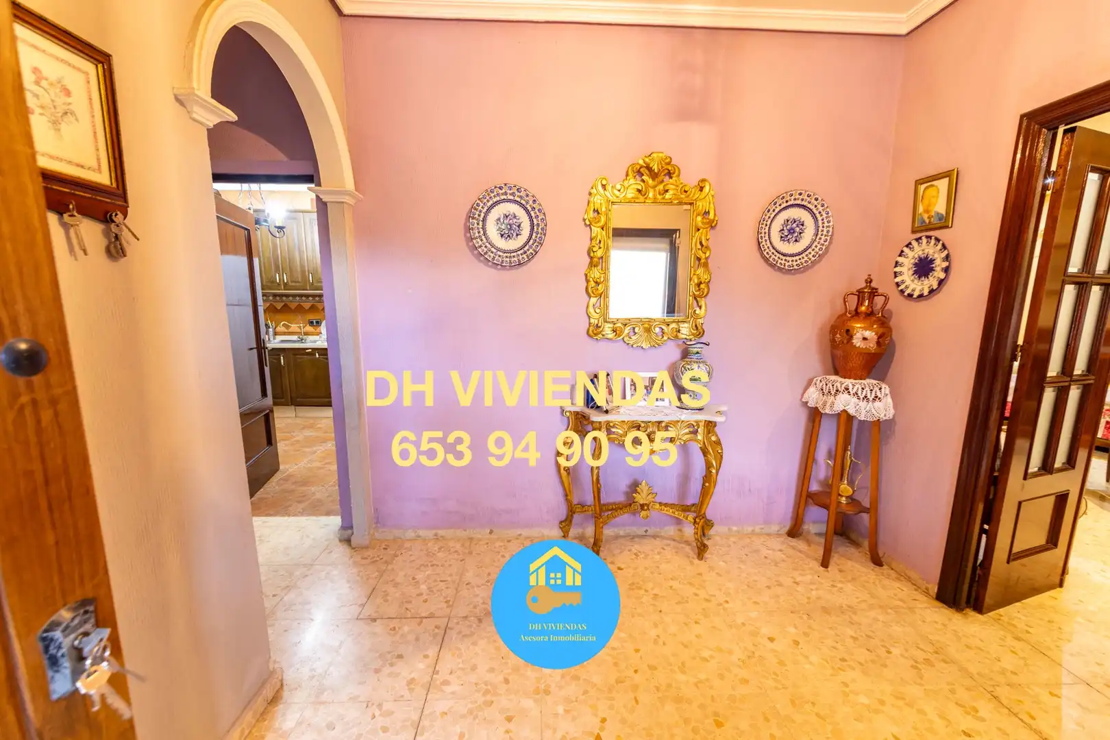 Houses for sale in Dos Hermanas  with Air Conditioner, Private garden and Terrace