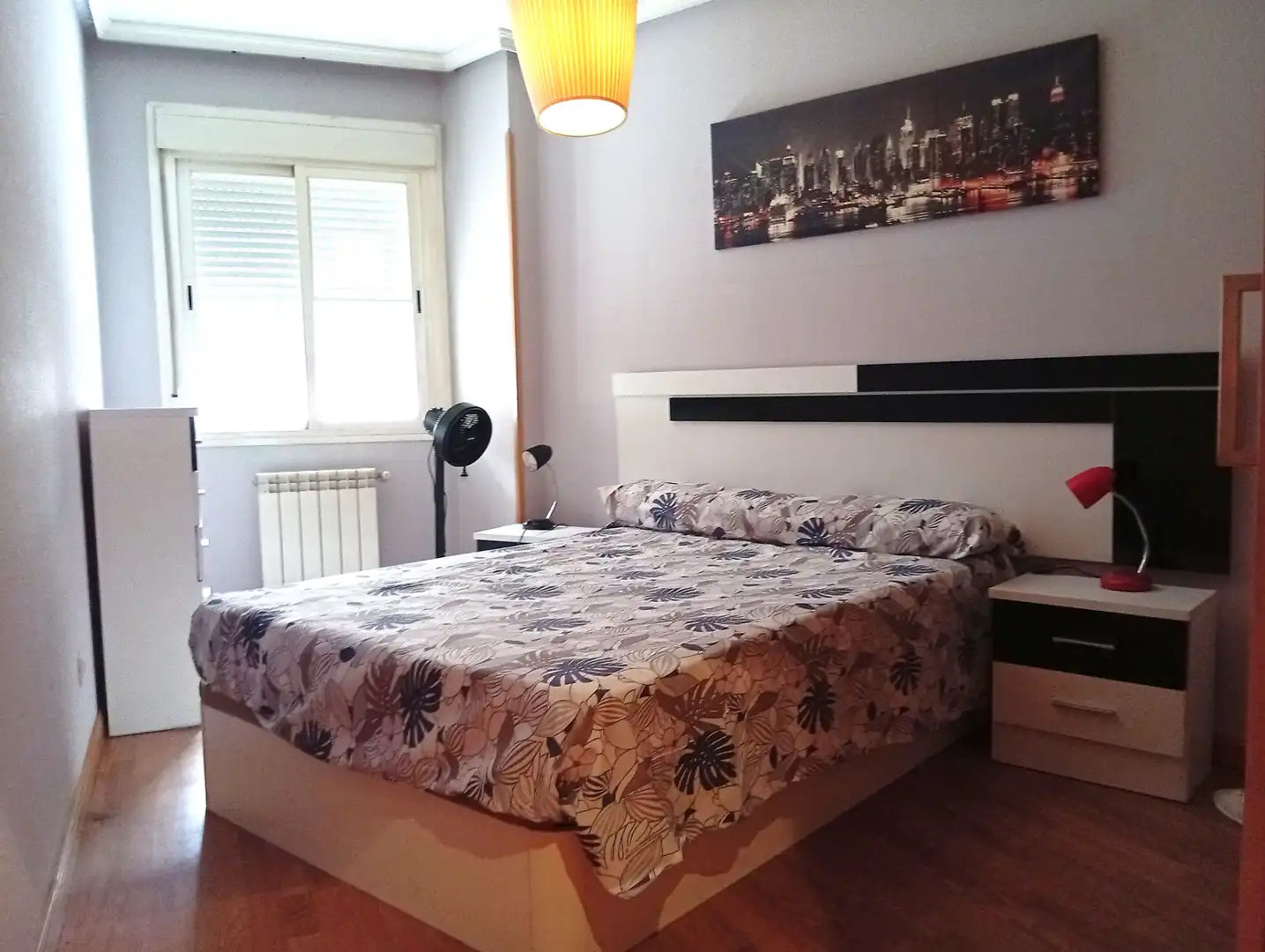 Bedroom of Flat for sale in Madrid  with Air Conditioner, Heating and Parquet flooring