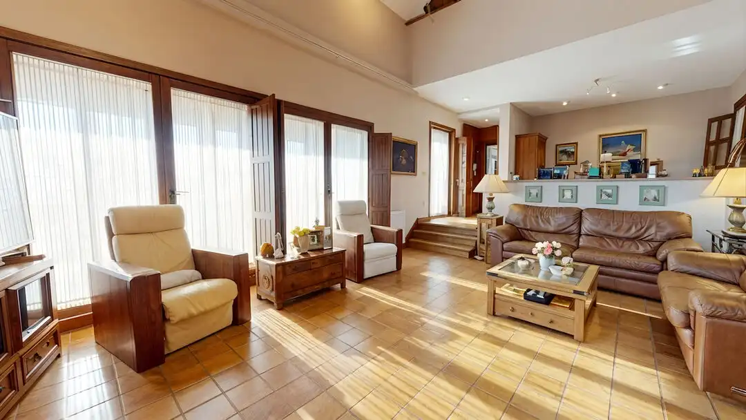 Wohnzimmer von Haus oder Chalet zum Verkauf in Campo Real mit Klimaanlage, Heizung und Privatgarten