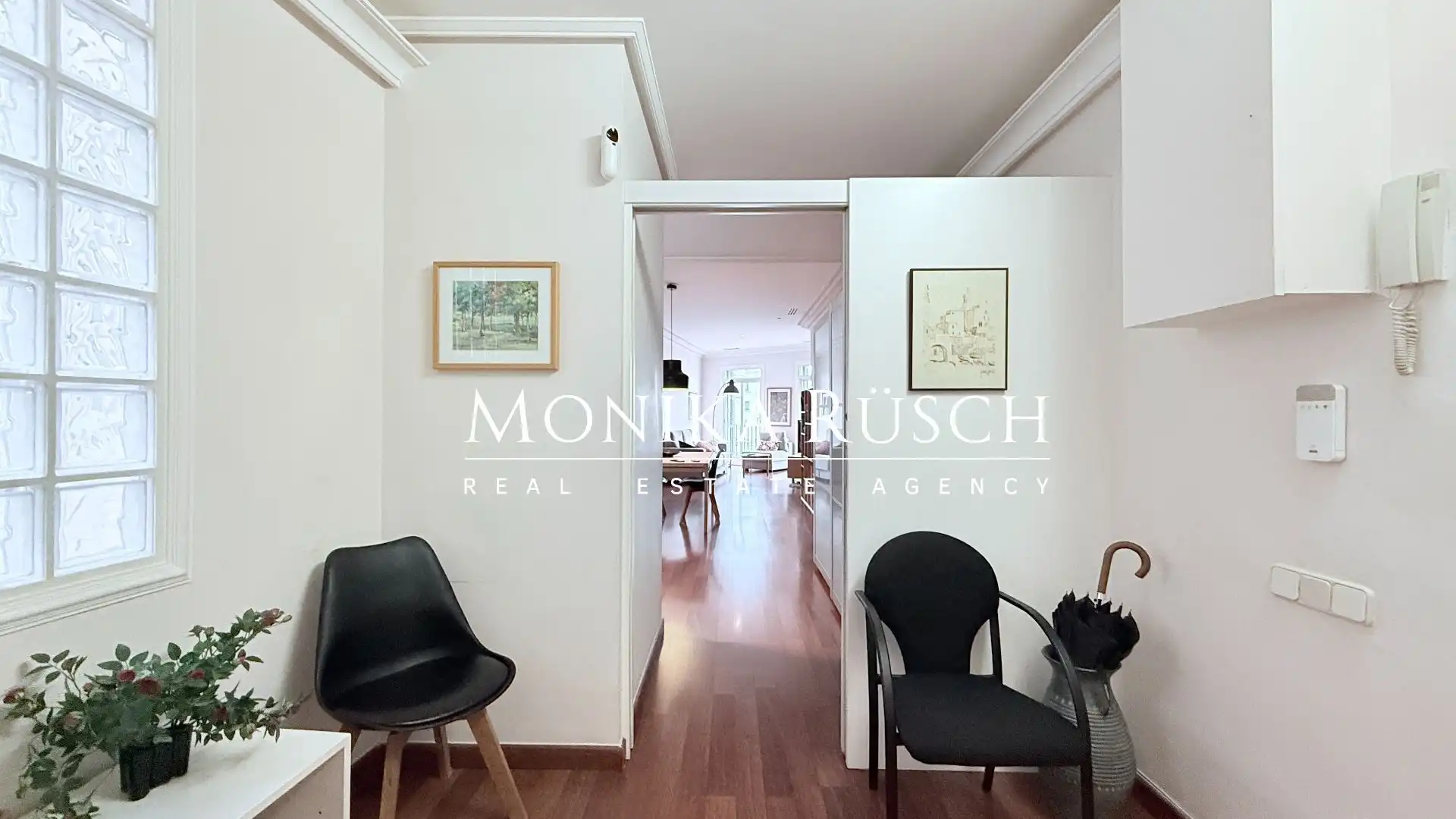 Flat for sale in Barcelona  with Air Conditioner and Heating