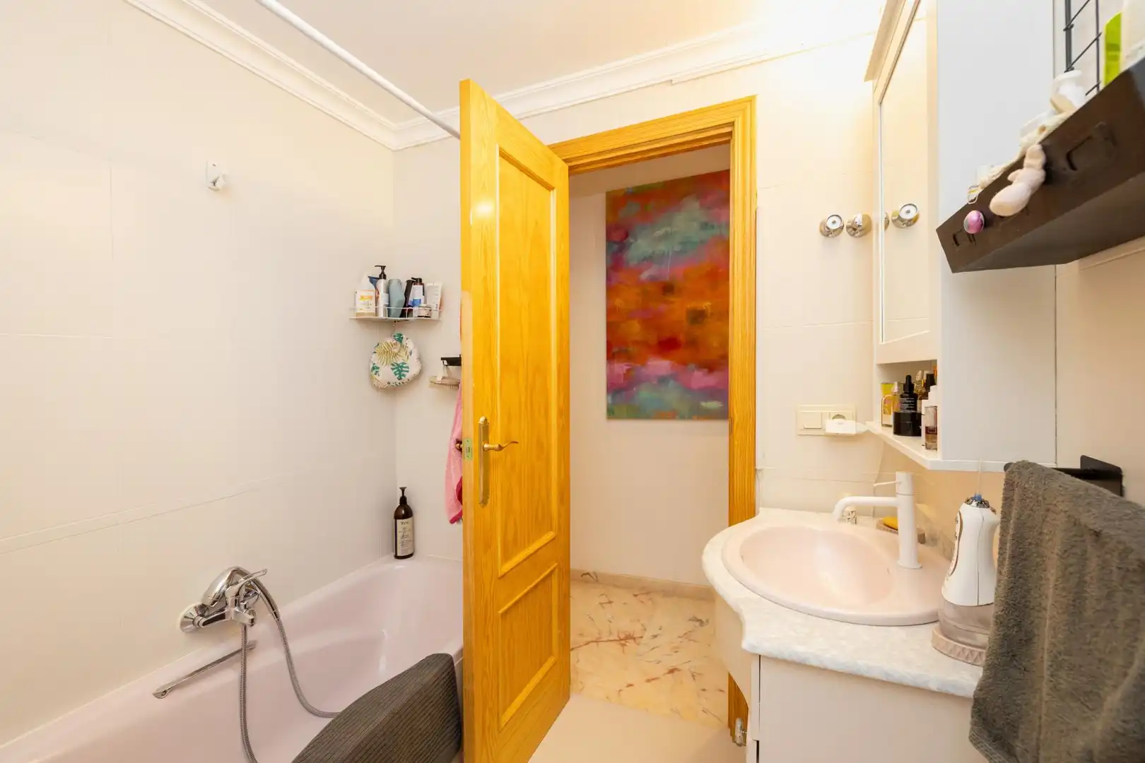 Bany de Apartament en venda en Granada