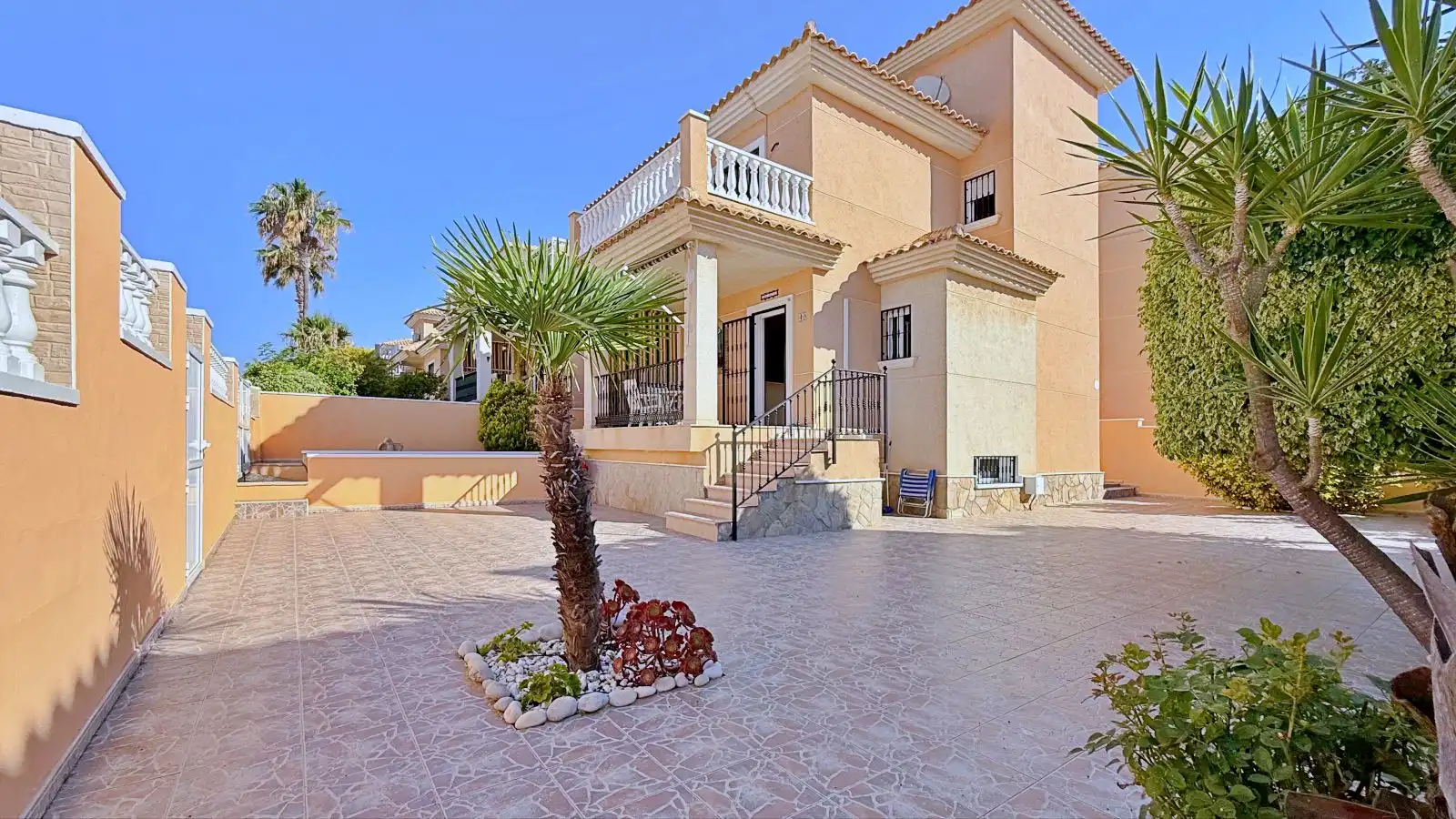 Villa avec terrasse à vendre à Orihuela Costa