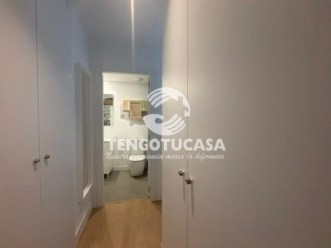 Wohnung zur Miete in Madrid mit Klimaanlage, Heizung und Privatgarten