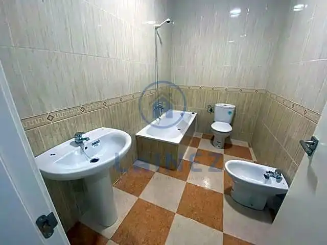 Bathroom of Flat for sale in Los Blázquez  with Air Conditioner, Terrace and Furnished