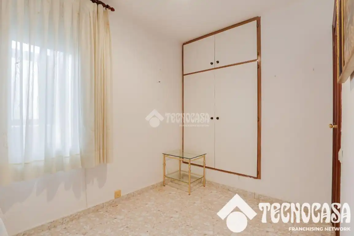 Habitación de Piso en venta en Barcelona con Aire acondicionado y Balcón