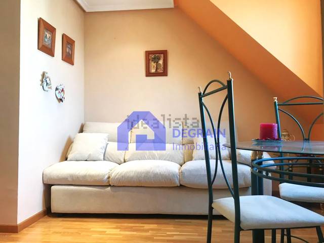 Piso en Alquiler en Oviedo - CALLE FUENTE DEL PRADO en Santo Domingo - El Campillín