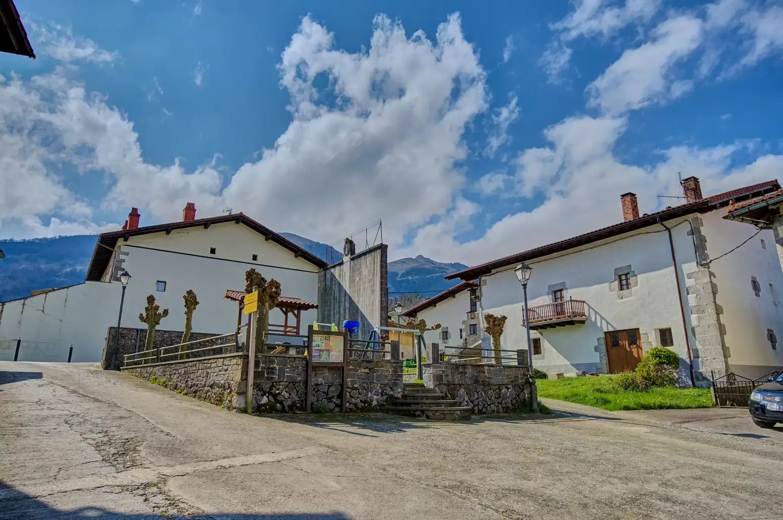 Exterior view of Houses for sale in Larraun  with Heating and Private garden