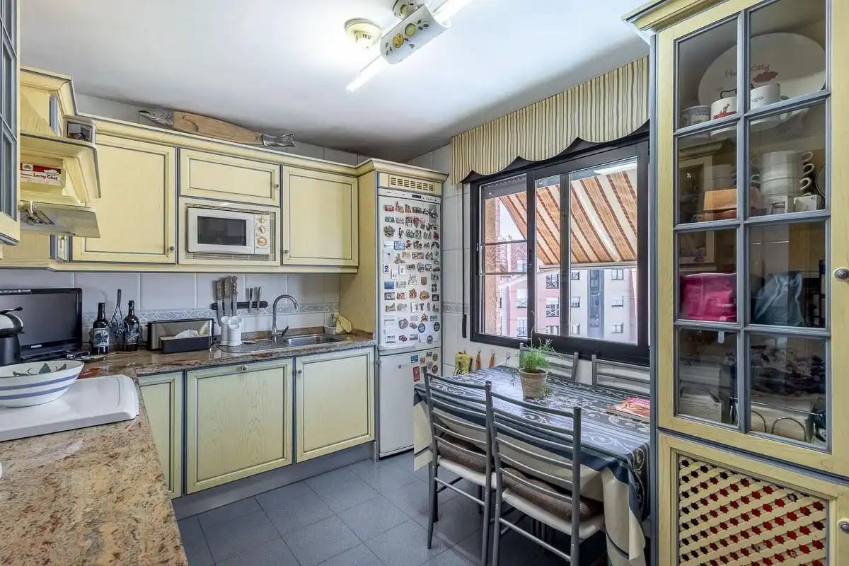 Cocina de Piso en venta en Granada con Aire acondicionado, Calefacción y Terraza