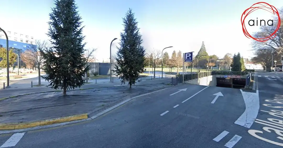 Parking de Garaje en venta en  Pamplona / Iruña