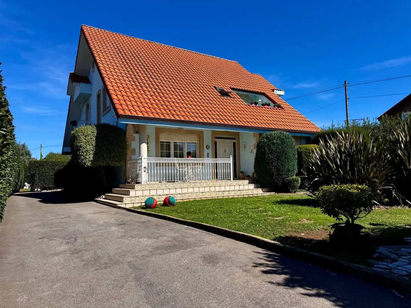 Vista exterior de Casa o chalet en venta en Camargo con Calefacción, Jardín privado y Terraza