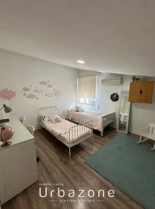 Habitación de Casa o chalet en venta en Mutxamel con Aire acondicionado, Calefacción y Jardín privado