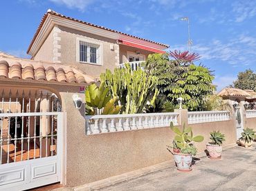 Casa con piscina in vendita a Los Balcones - Los Altos