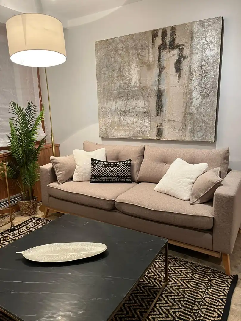 Sala d'estar de Apartament de lloguer en Madrid amb Aire condicionat, Calefacció i Moblat