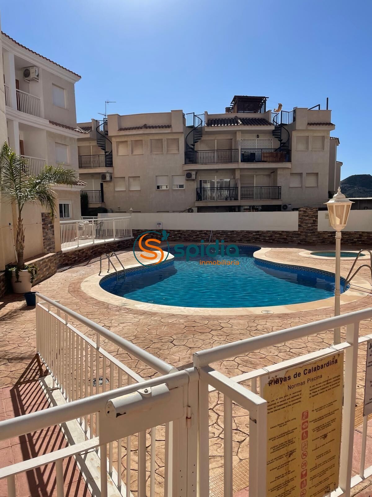 Piscina de Planta baixa de lloguer en Águilas amb Jardí privat, Terrassa i Balcó