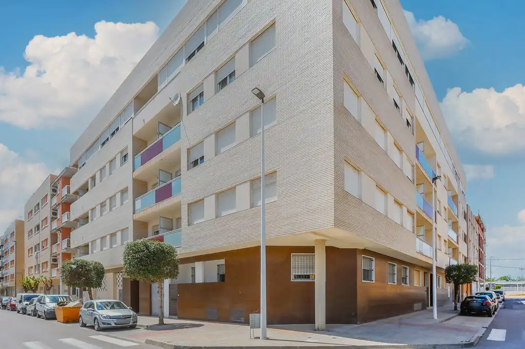 Vista exterior de Piso en venta en Benicarló con Aire acondicionado