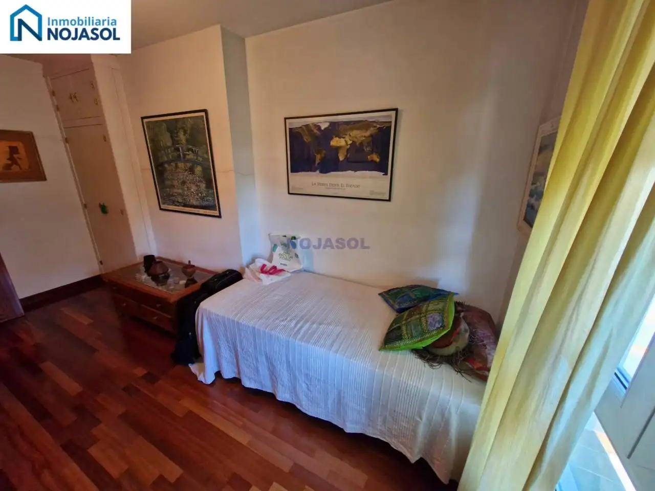 Dormitori de Casa adosada en venda en Escalante amb Calefacció, Jardí privat i Parquet