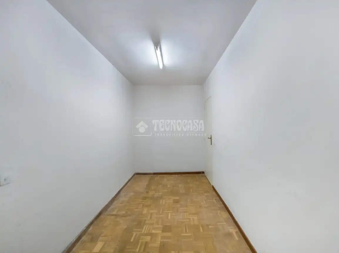 Piso en venta en Madrid con Calefacción, Parquet y Terraza