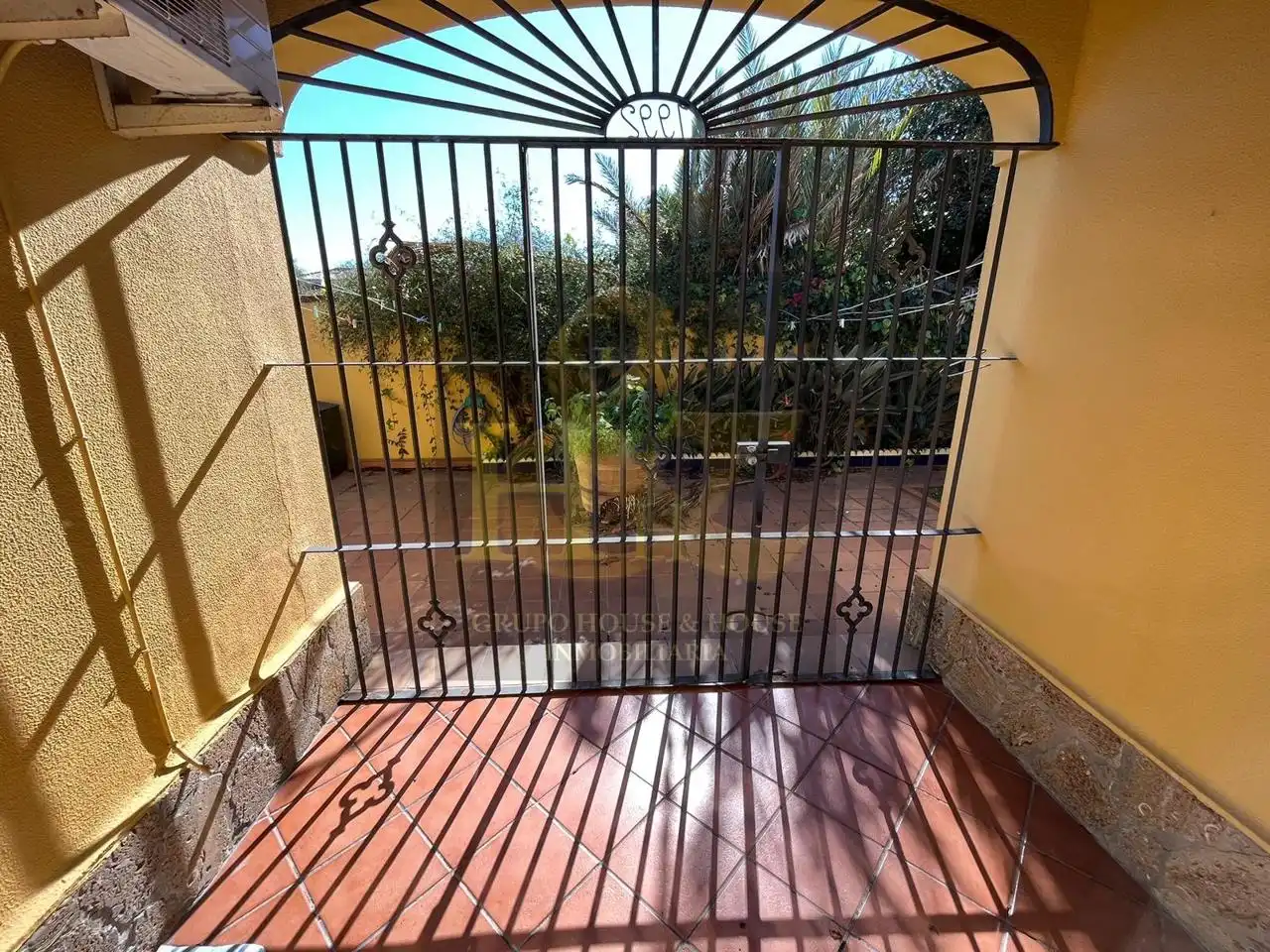 Garden of Houses for sale in Sanlúcar de Barrameda  with Air Conditioner, Private garden and Terrace
