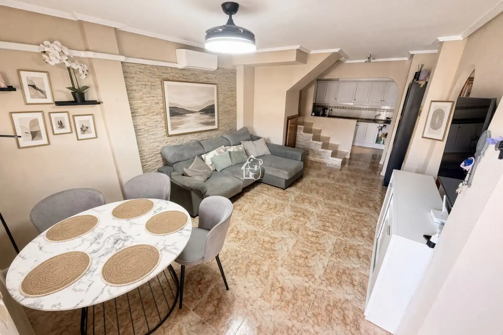 Sala d'estar de Casa adosada de lloguer en Orihuela Costa