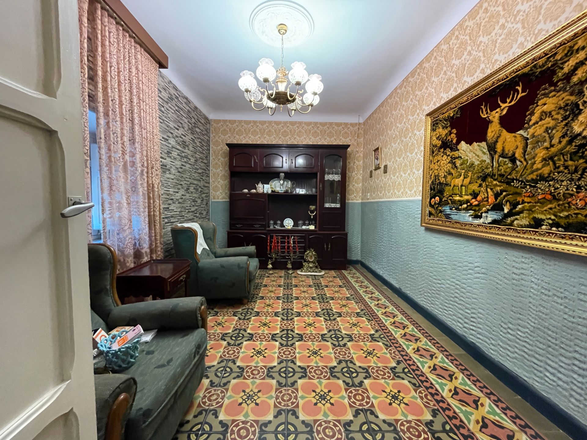 Sala d'estar de Casa o xalet en venda en Carmena amb Moblat