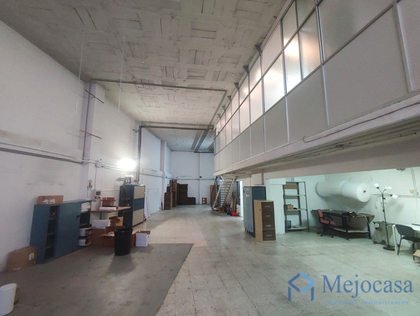 Nau industrial en venda en  Madrid Capital amb Calefacció i Alarma