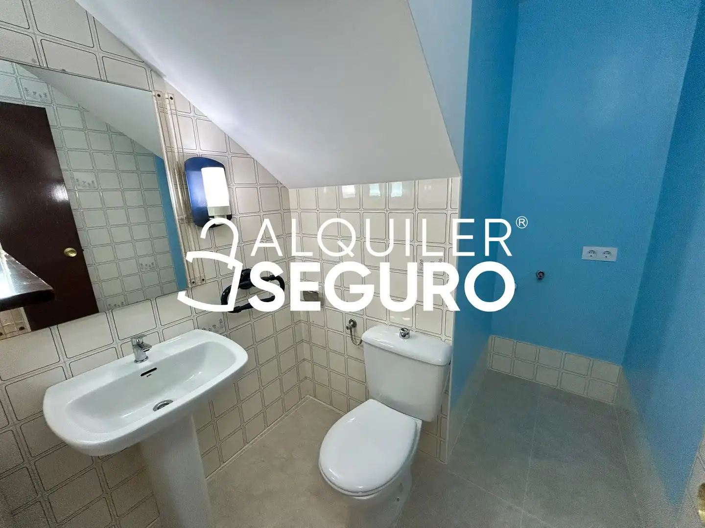 Baño de Casa o chalet de alquiler en Rivas-Vaciamadrid con Calefacción y Terraza