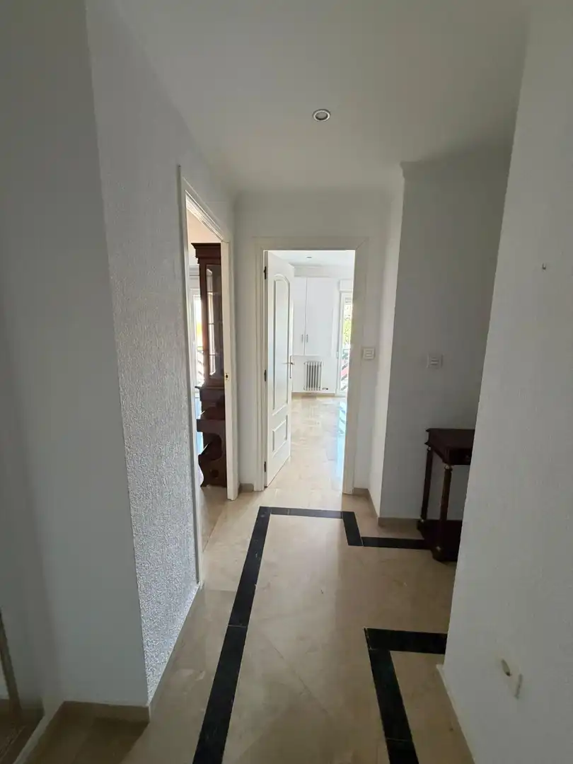 Piso de alquiler en Granada con Aire acondicionado, Calefacción y Amueblado