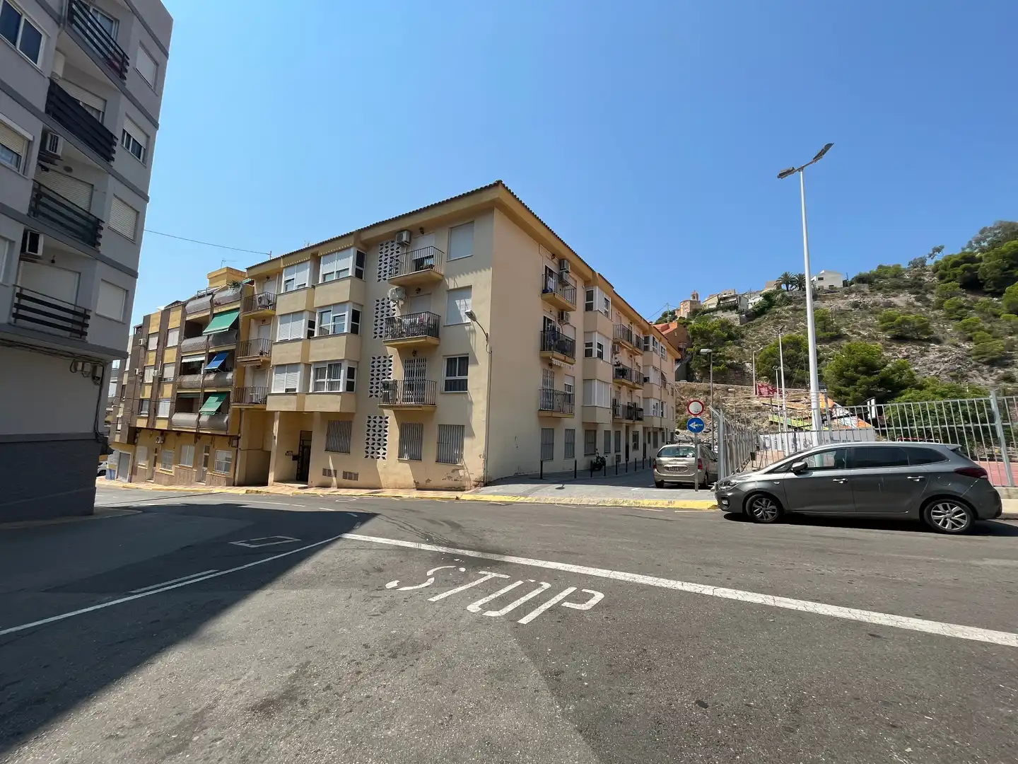 Vista exterior de Piso en venta en Cullera con Trastero, Amueblado y Balcón