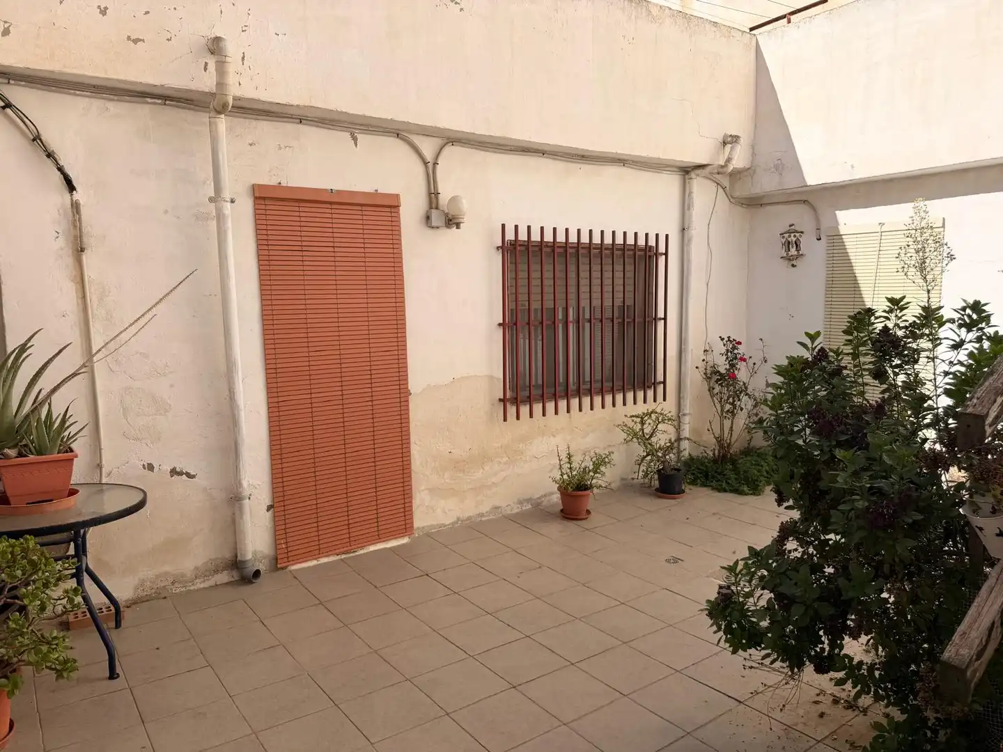 Vista exterior de Casa adosada en venta en Almoradí, Alicante