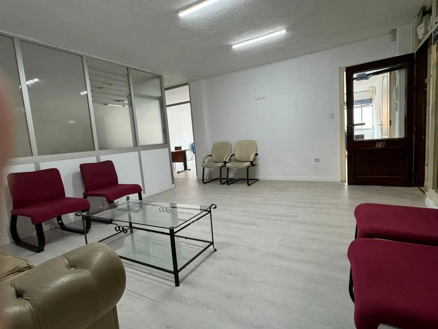 Bureau avec ascenseur à vendre à trinidad grund, imagen 30