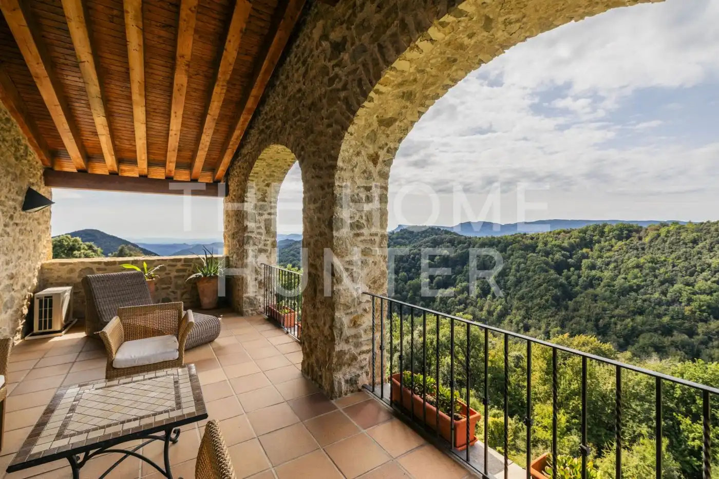 Terrassa de Finca rústica en venda en Sant Aniol de Finestres amb Aire condicionat, Calefacció i Jardí privat