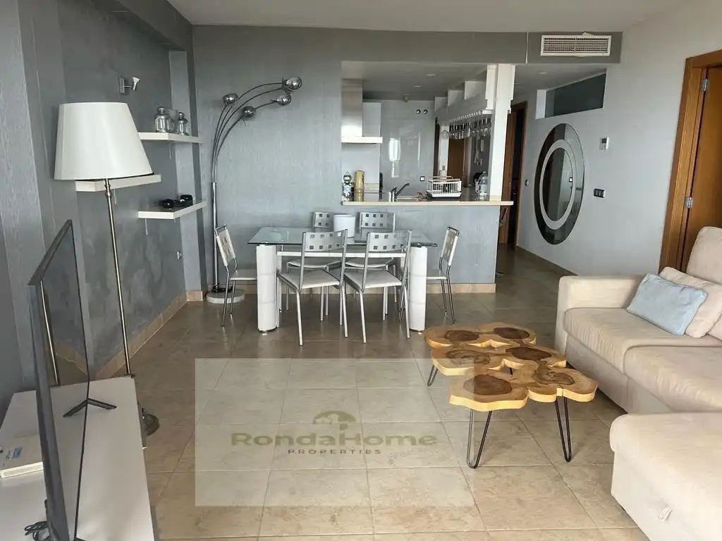 Piso con ascensor en venta en Avenida Higueron, imagen 2
