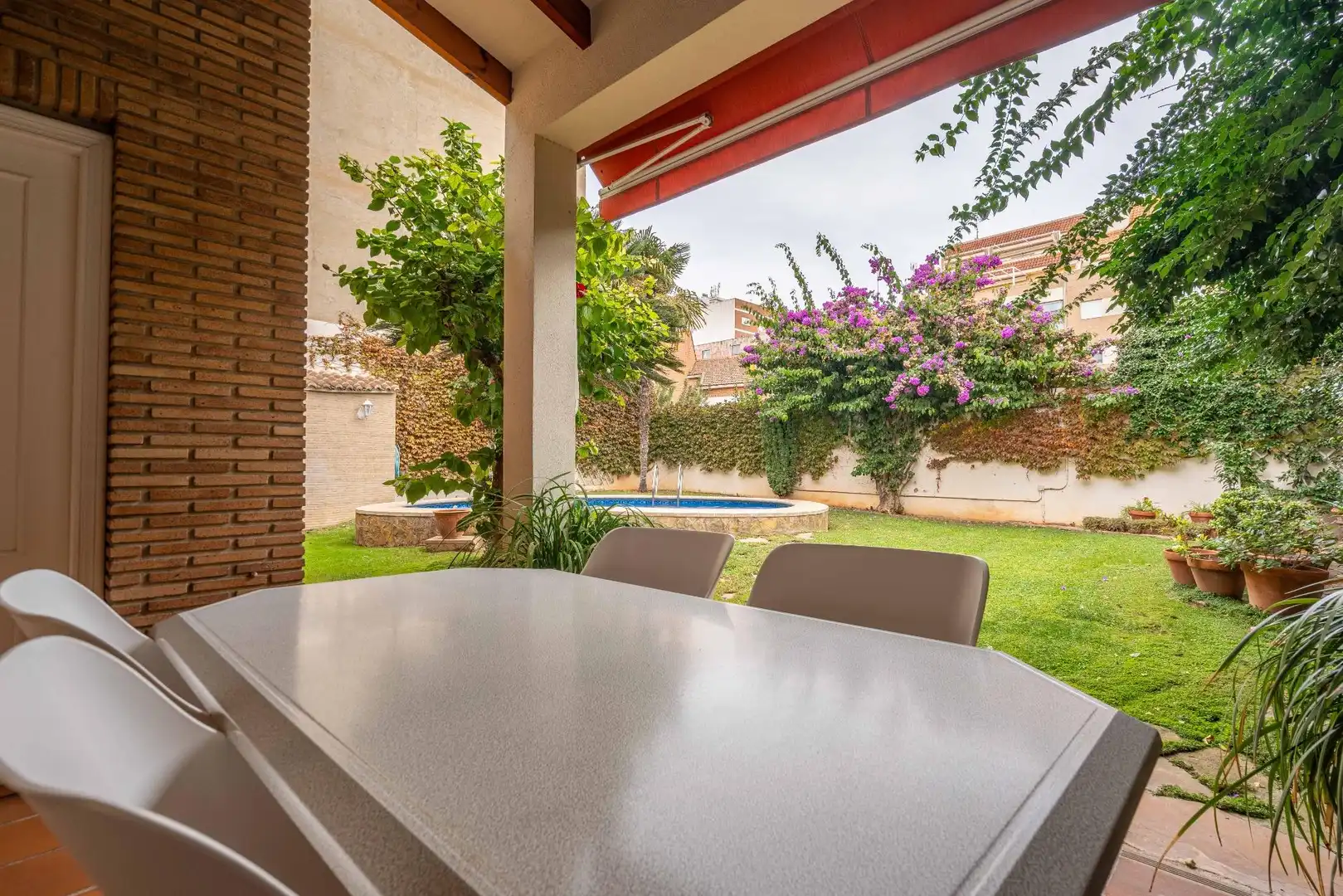 Jardí de Casa o xalet en venda en Canals amb Aire condicionat, Calefacció i Jardí privat