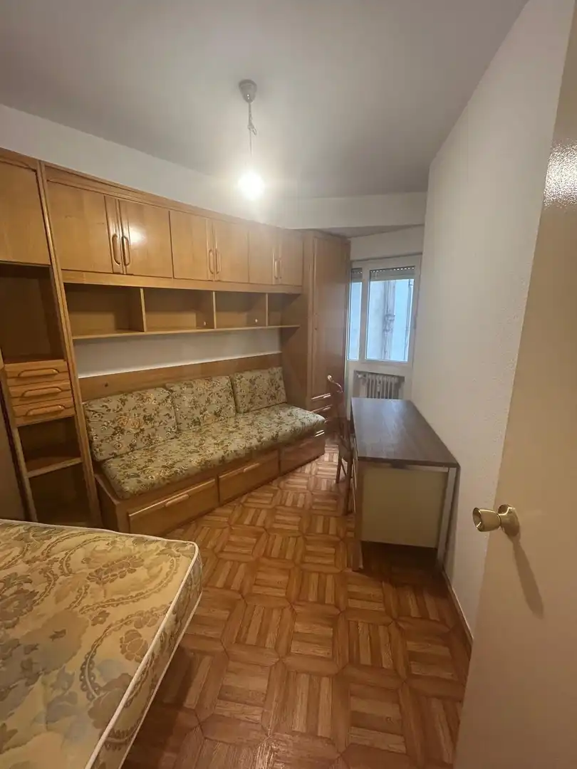 Piso con ascensor en alquiler en Calle JAIME BALMES 5 5