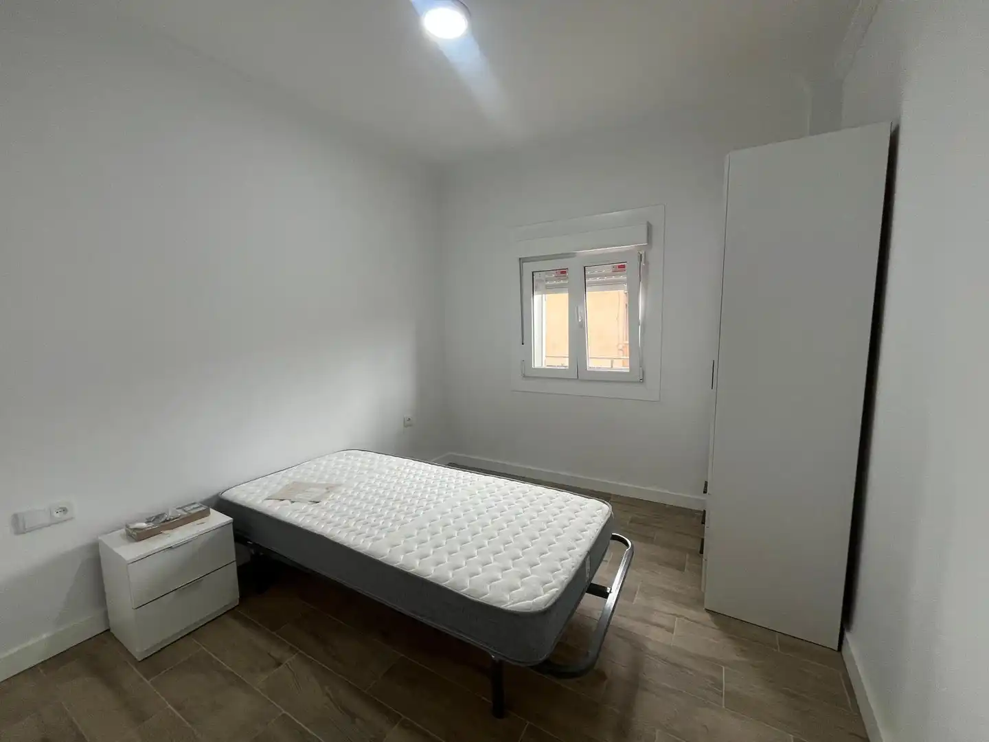 Bedroom of Flat for sale in Tomelloso  with Air Conditioner, Furnished and Balcony