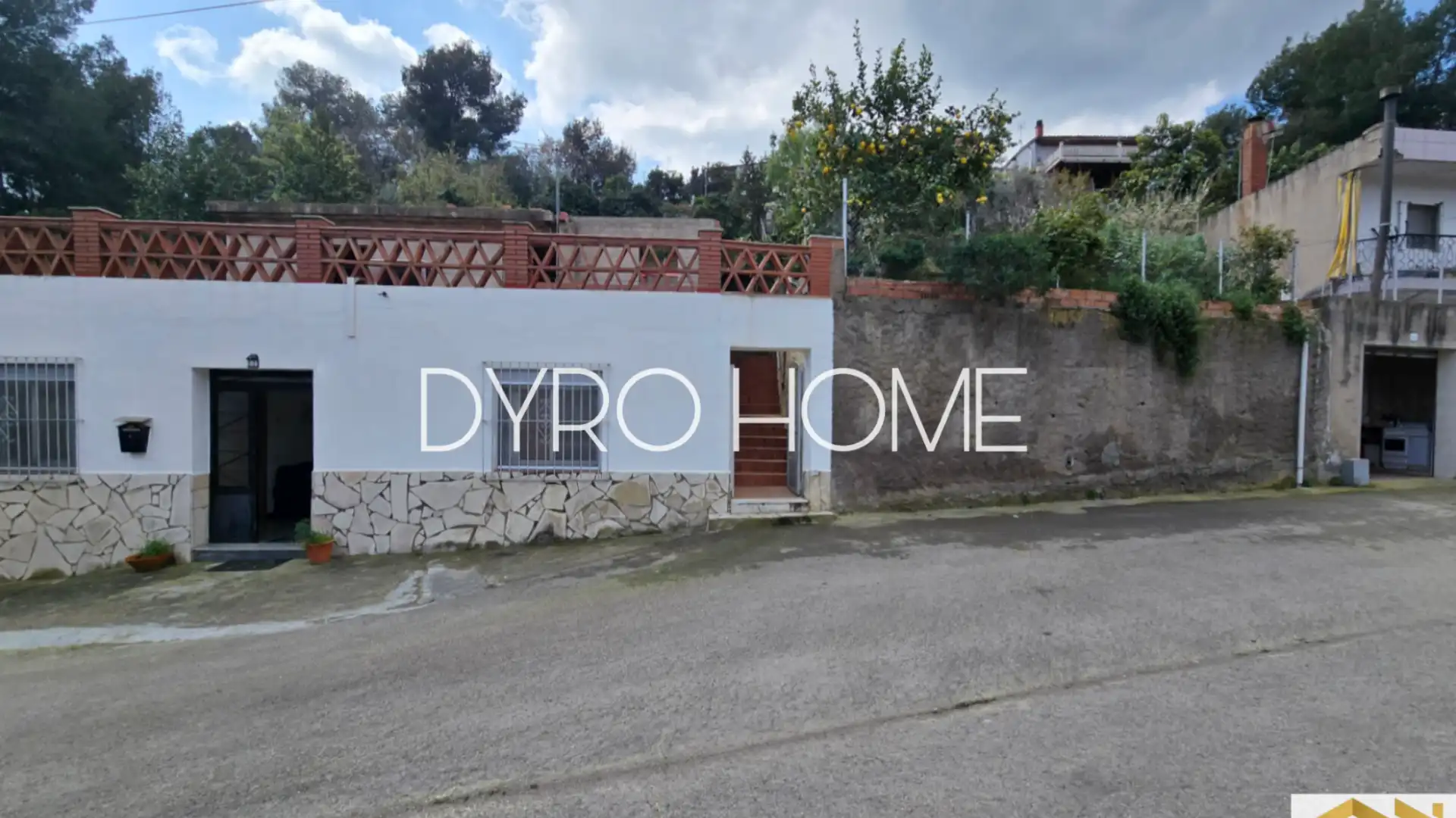 Vista exterior de Casa o chalet en venta en Sant Vicenç Dels Horts con Aire acondicionado, Calefacción y Jardín privado