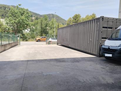 Aparcament de Nau industrial en venda en Vallirana amb Alarma