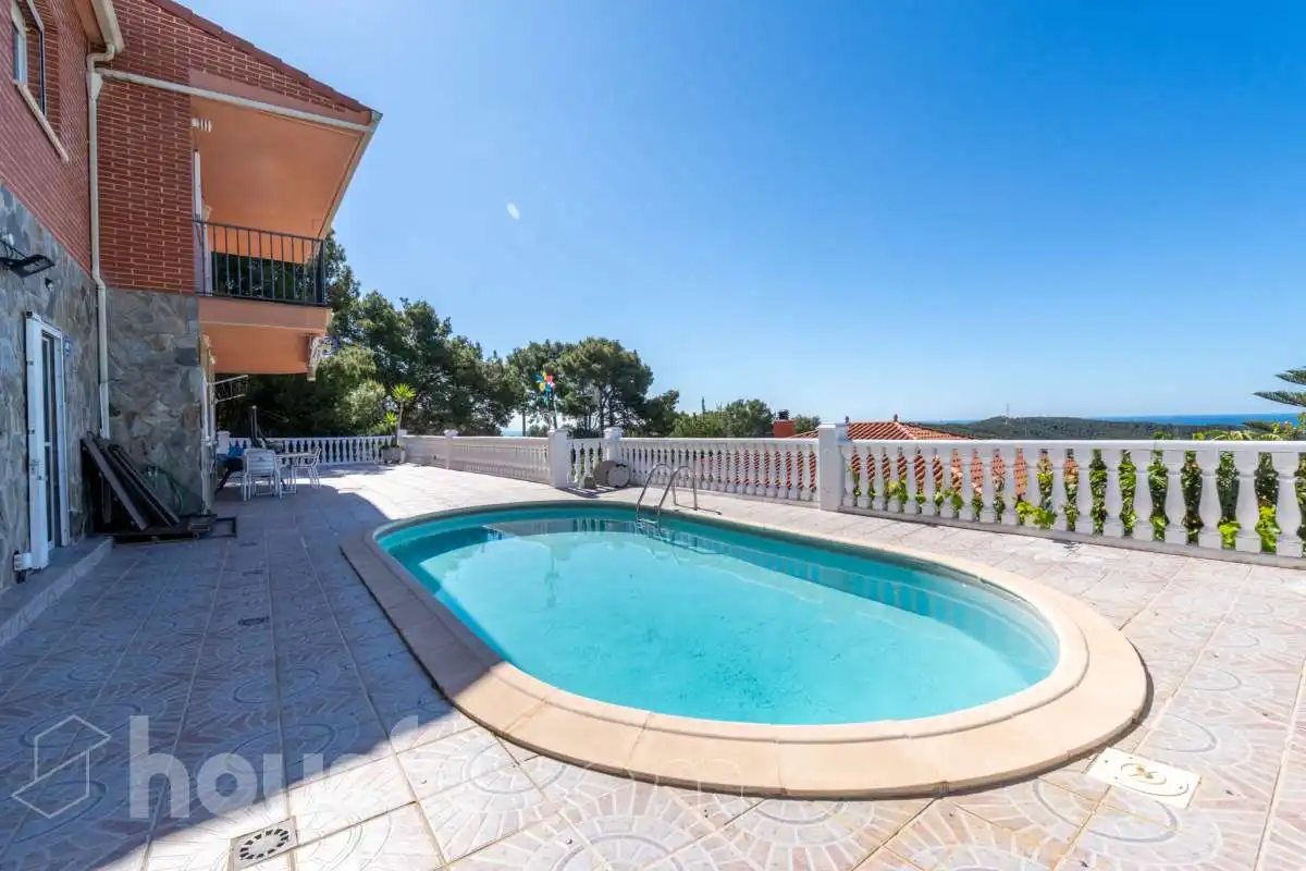 Piscina de Casa o chalet en venta en Cunit con Calefacción, Jardín privado y Terraza