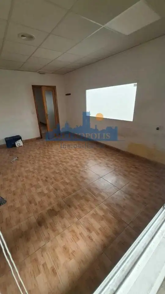 Schlafzimmer von Fabrikhallen zur Miete in Burriana / Borriana