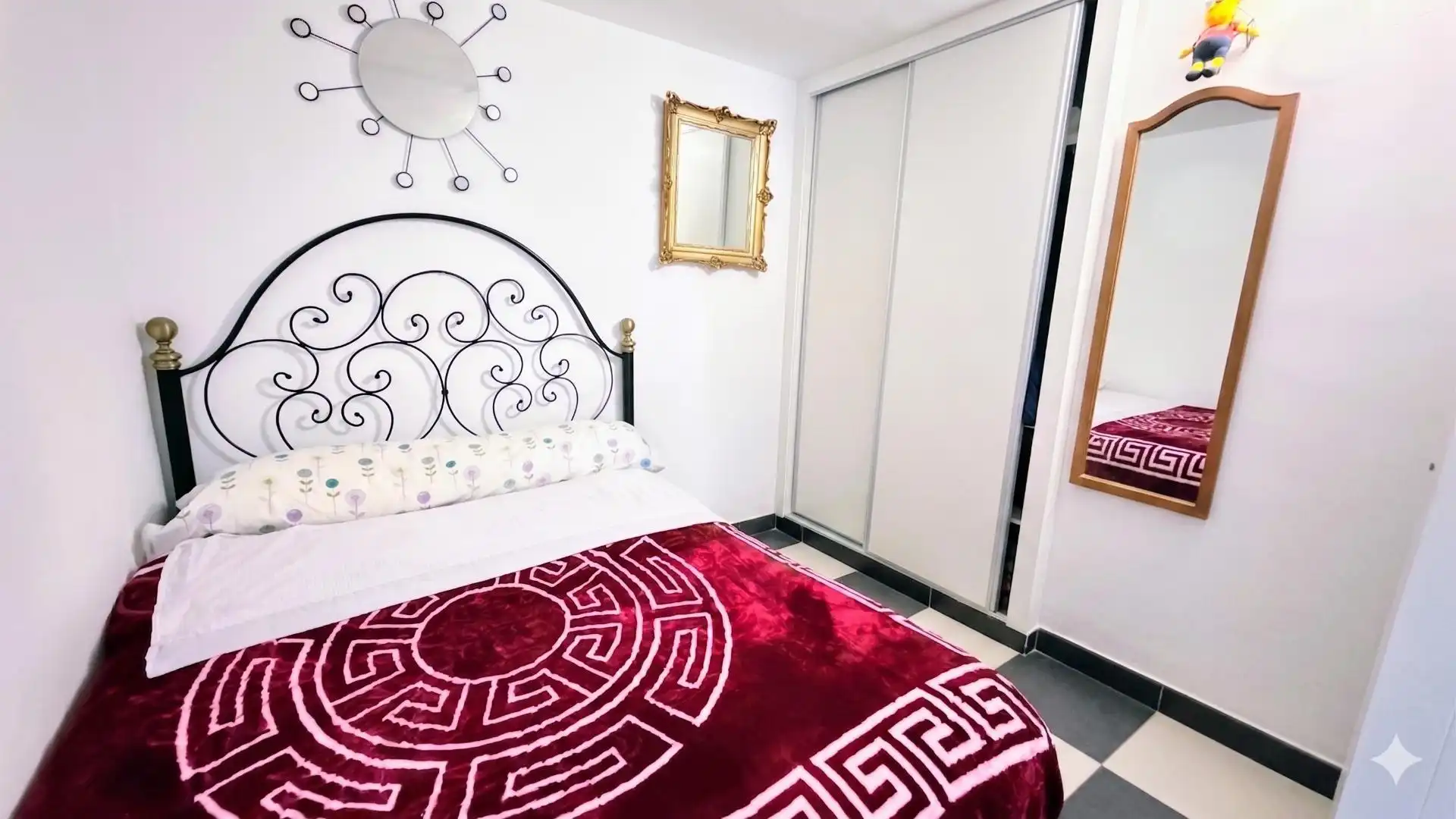 Schlafzimmer von Wohnung zum Verkauf in Torremolinos mit Klimaanlage, Heizung und Privatgarten