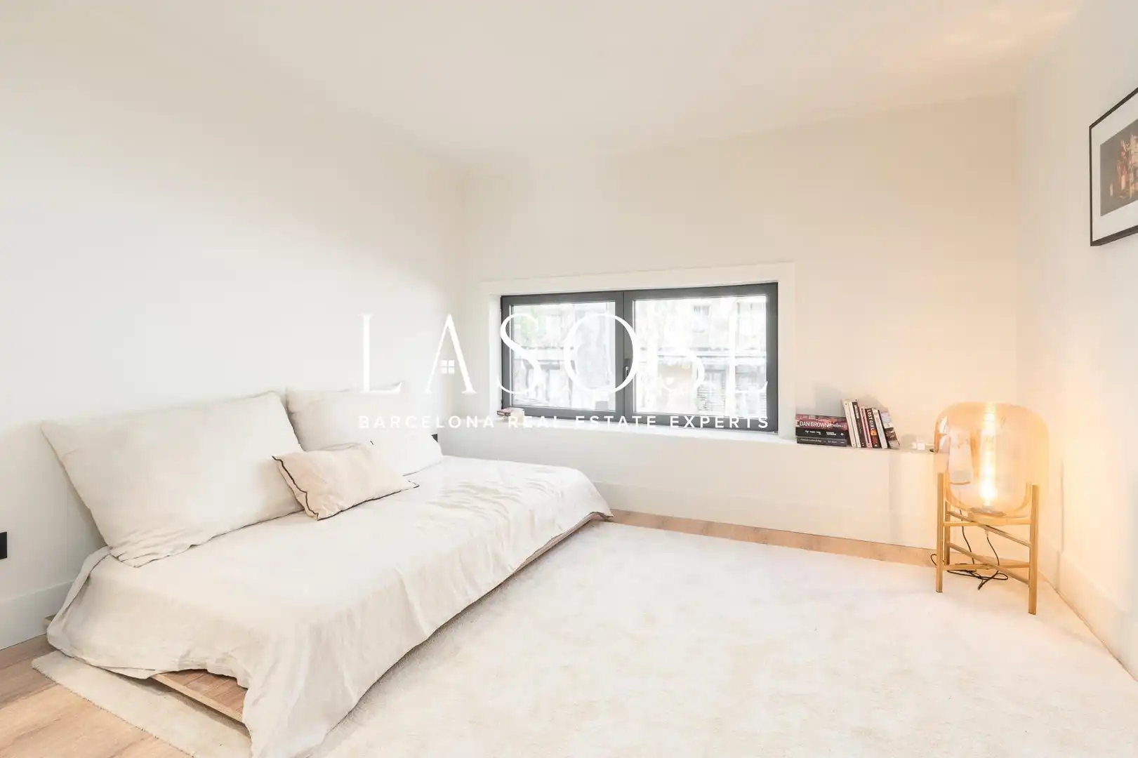 Dormitori de Apartament de lloguer en Barcelona amb Aire condicionat, Calefacció i Terrassa