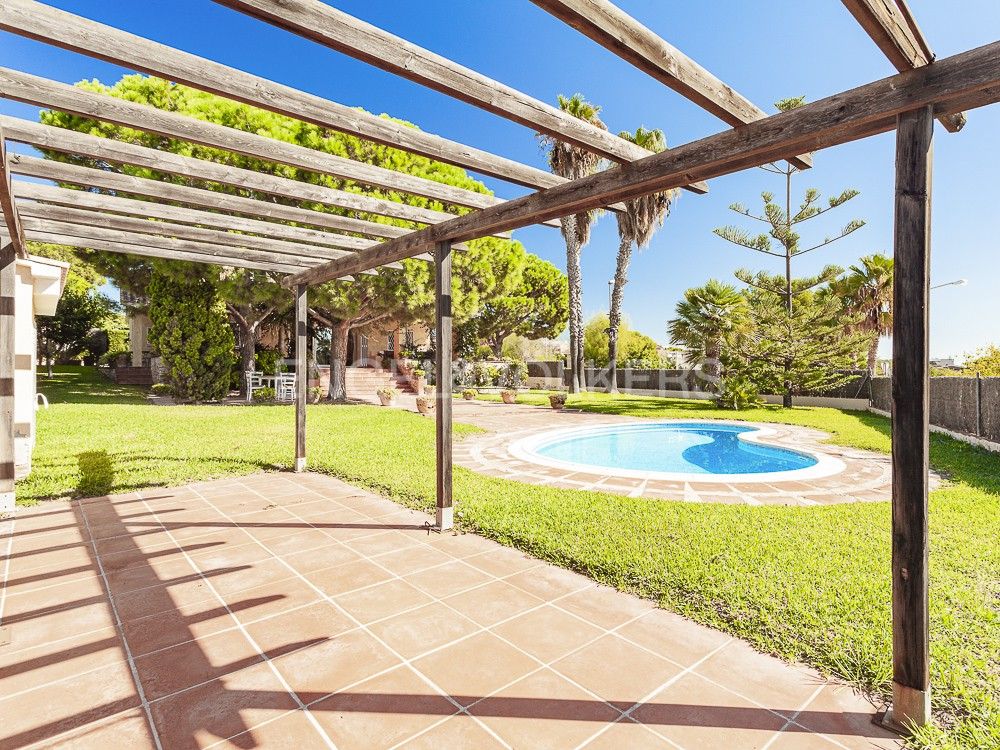 Garden of House or chalet for sale in El Vendrell  with Air Conditioner, Heating and Private garden