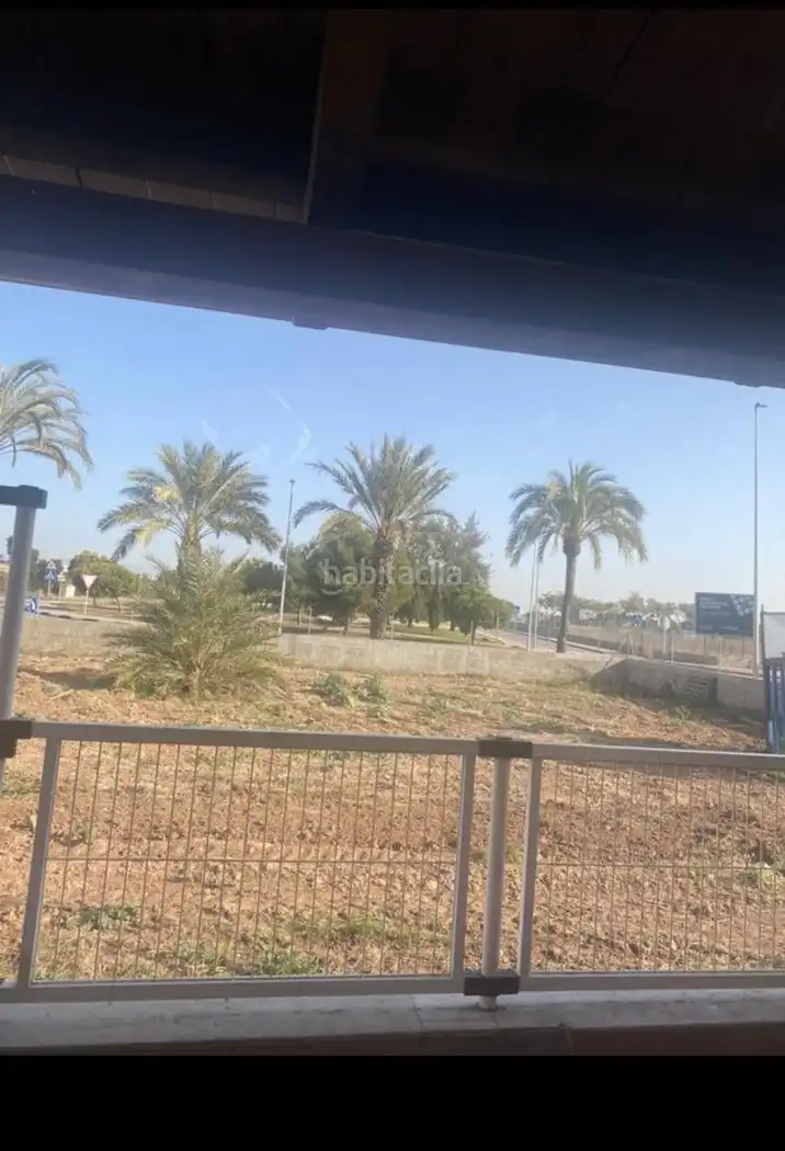 Casa a schiera con giardino in vendita a Carrer Coordinadora 22, imagen 5