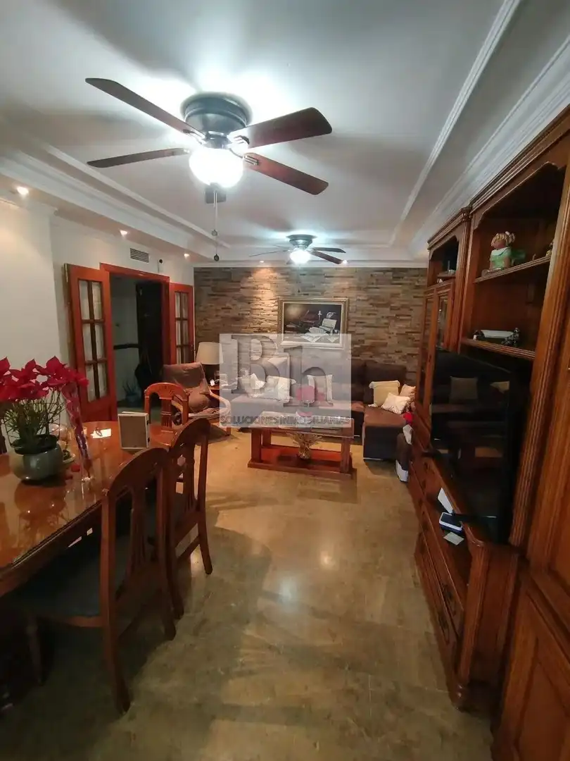 Living room of Flat for sale in Málaga  with Air Conditioner, Terrace and Storage room